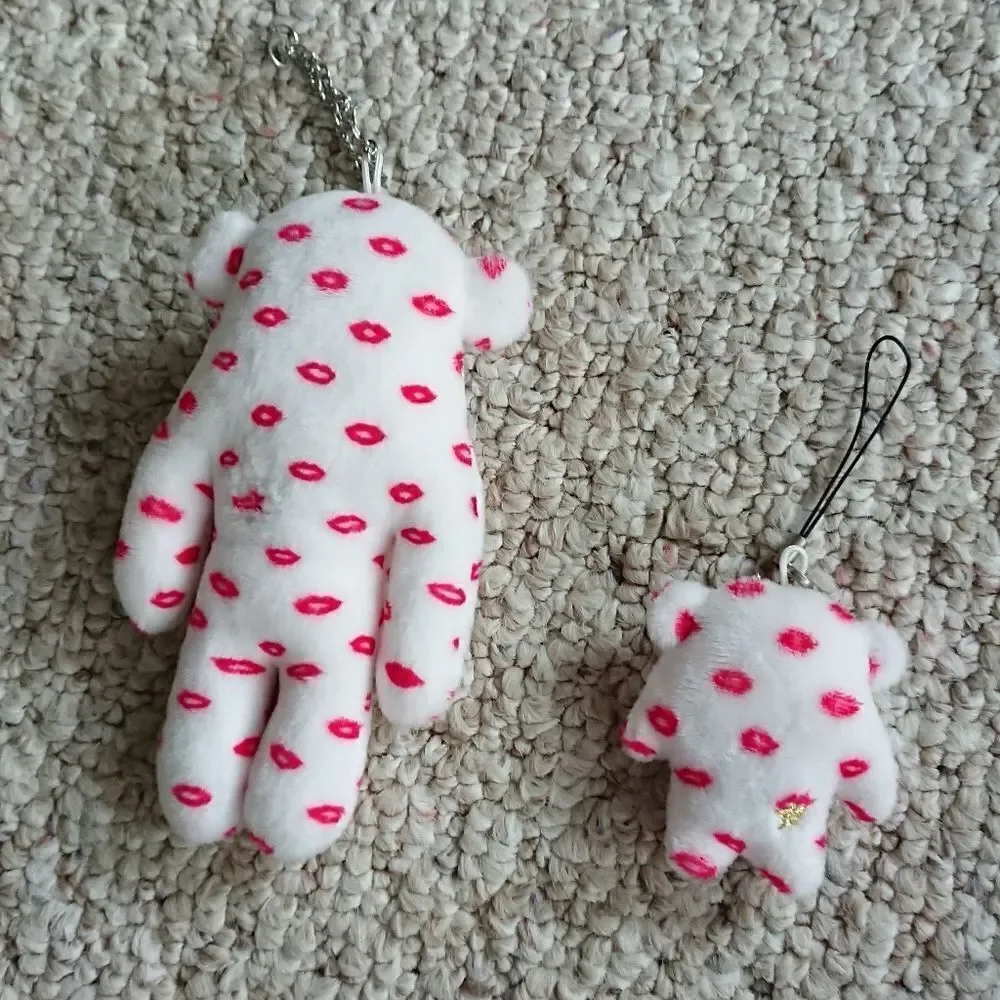 Craftholic Sloth bear double Plush Doll keychain with magnet - red lips Confetti